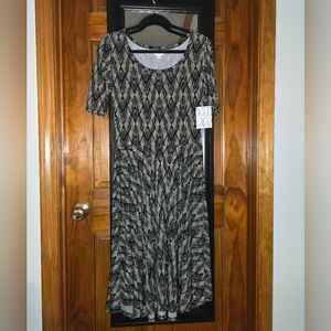 LuLaRoe Black and Cream Sleeveless Sheath Midi Dress